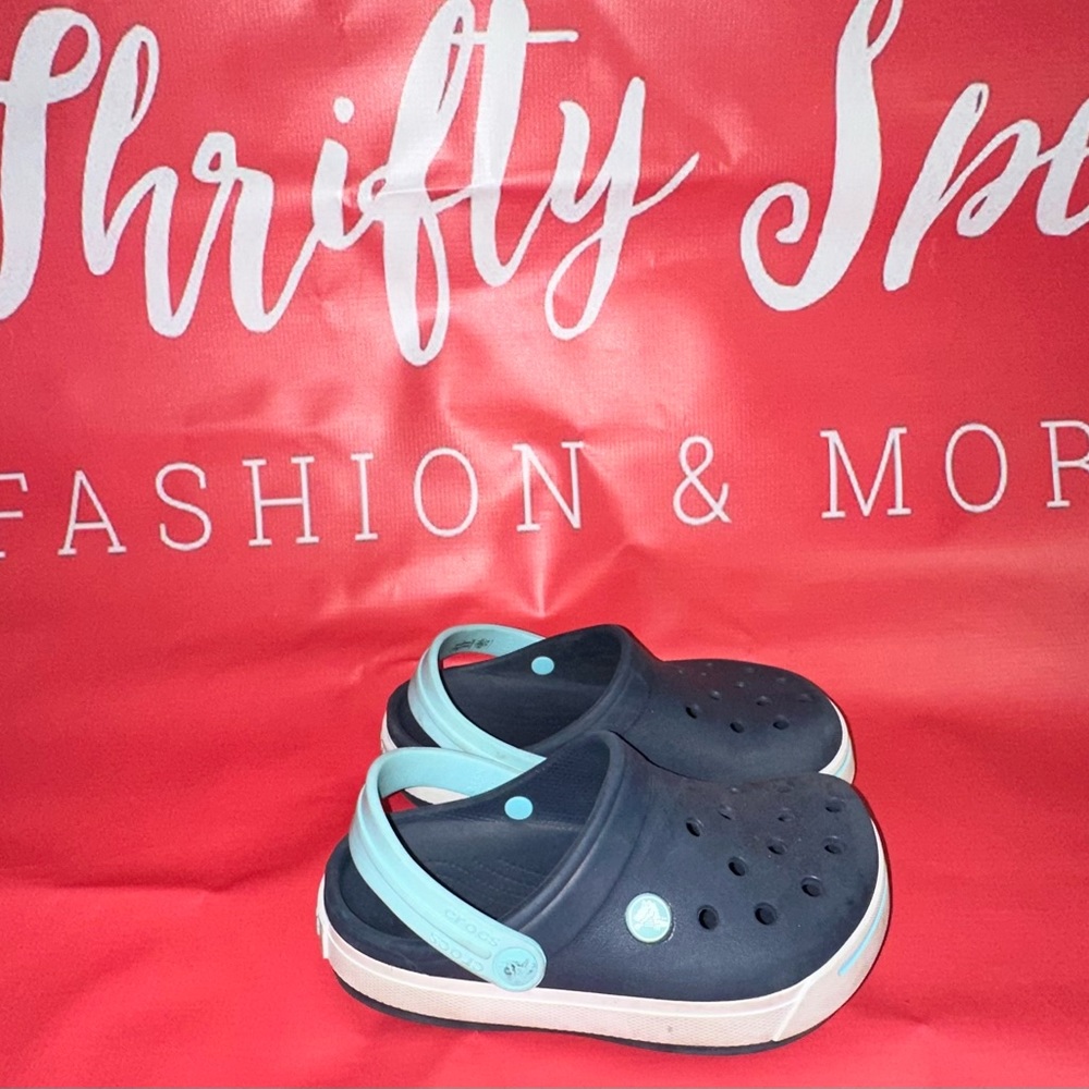 Crocs - Picture 2 of 5